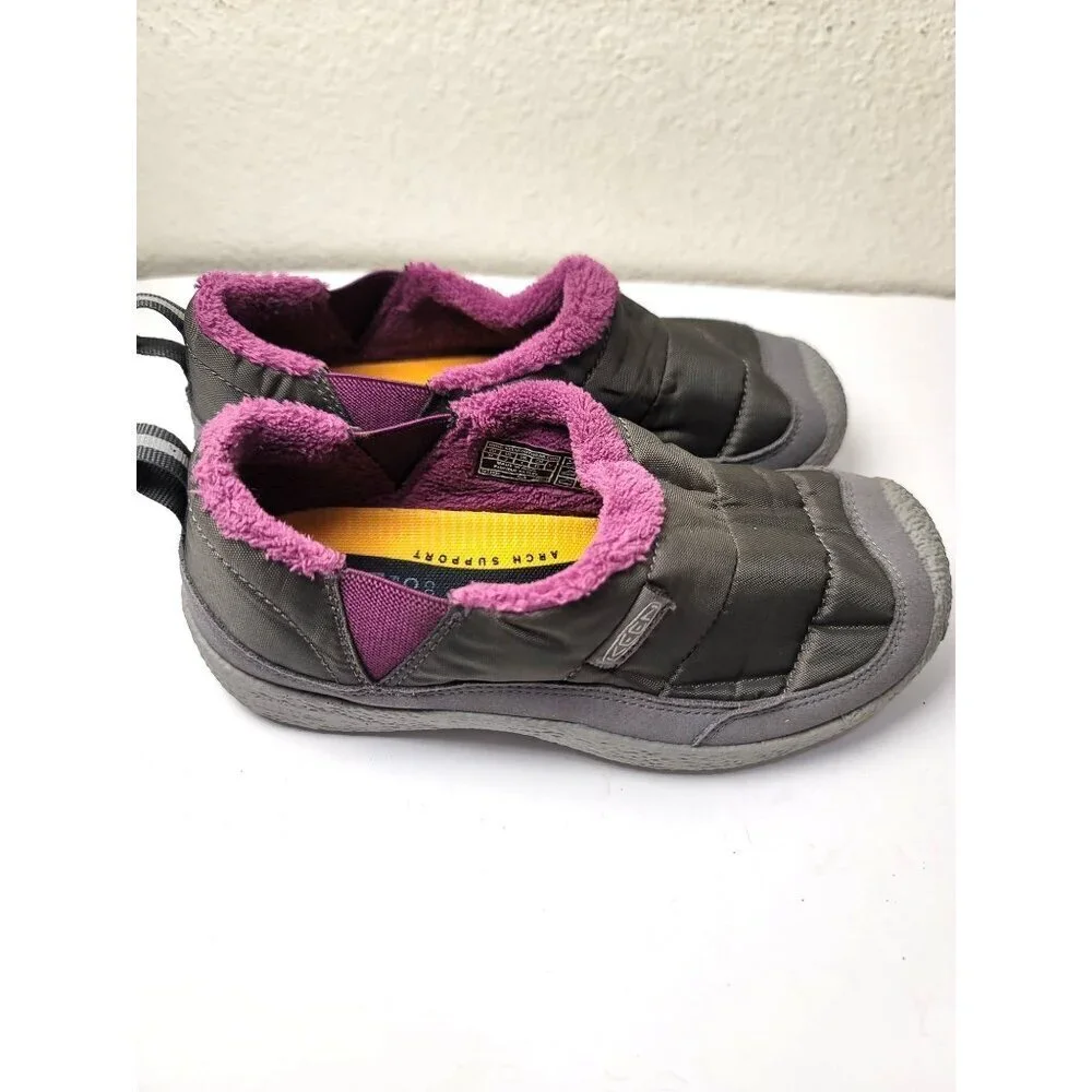 Keen Howser II Girls Insulated Slip-On Slippers‎ Lightweight Shoes Size 2